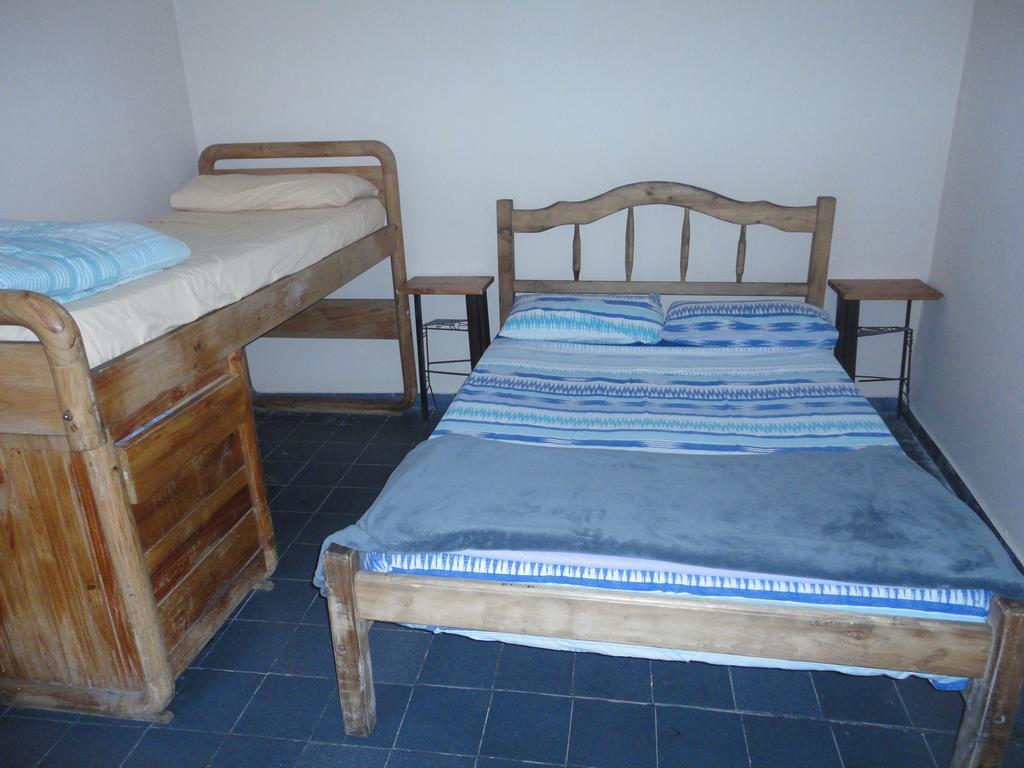 Casa Pueblo Hostel Мендоса Екстер'єр фото