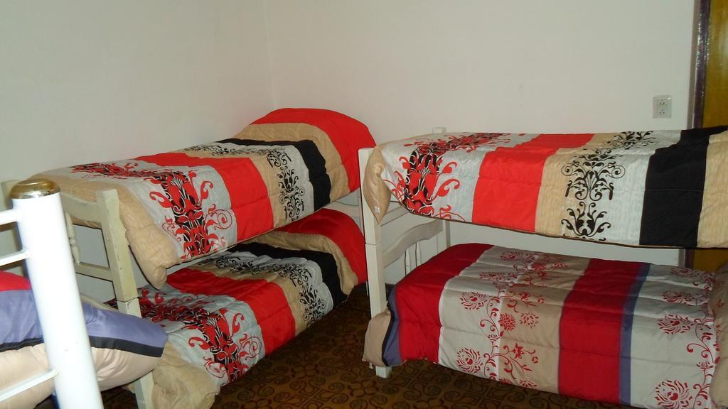 Casa Pueblo Hostel Мендоса Екстер'єр фото