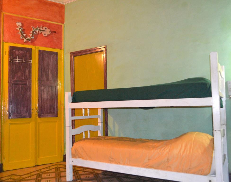 Casa Pueblo Hostel Мендоса Номер фото